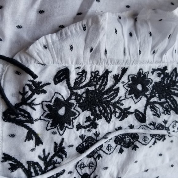 Embroidered Floral Dot Ruffle Shell - Picture 3 of 6